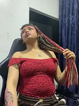 alana_king7