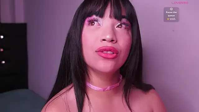 MaddisRock live sex cam