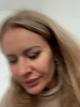 Tania201243 live sex cam