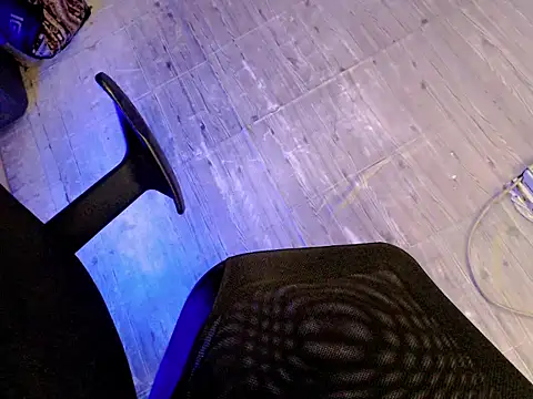 Dirty_walker18 webcam