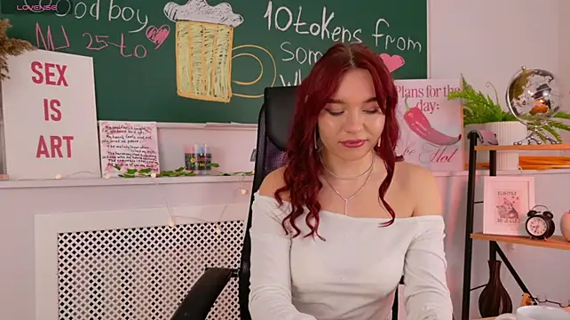 NoraHaynes webcam