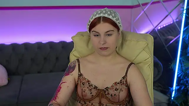 GingerPinky webcam
