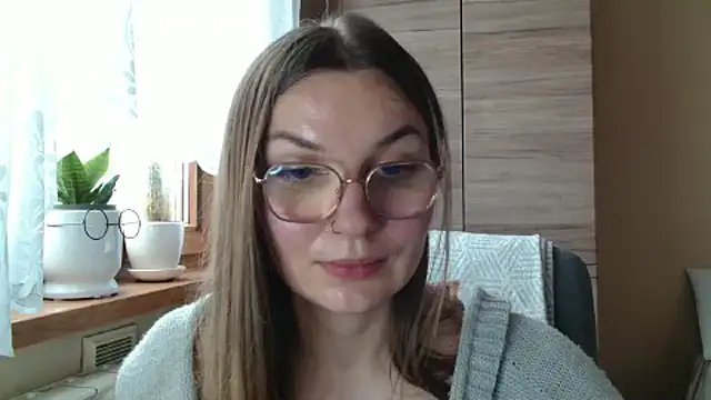LooveELLYx webcam