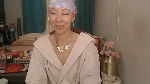 LuxuryNika webcam