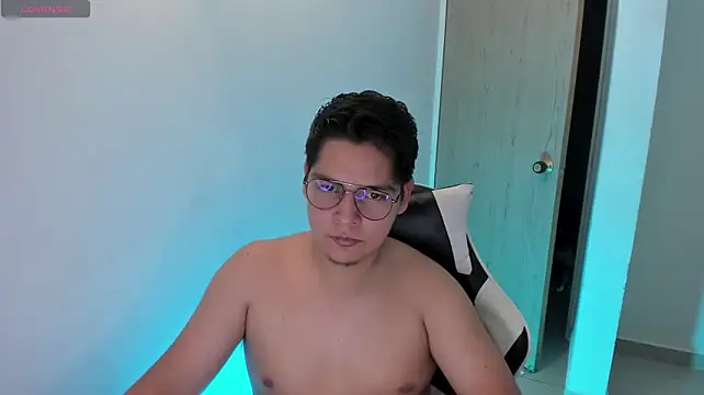 Asta_YunoXXX live cam on StripChat