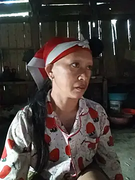 Linda-04 webcam