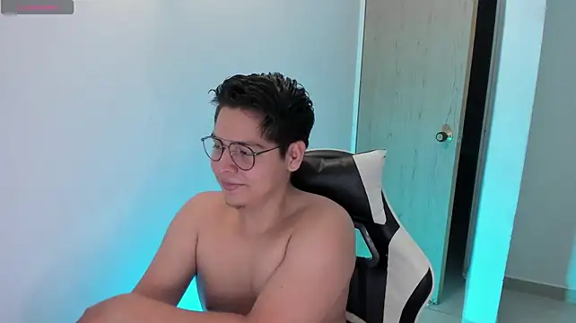 Asta_YunoXXX webcam