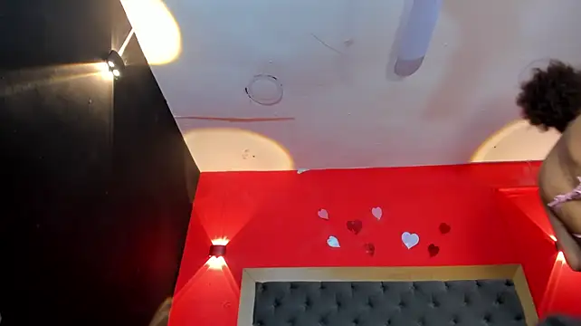 YayaHilton webcam
