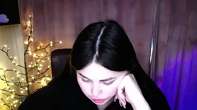 Emily_Mo webcam