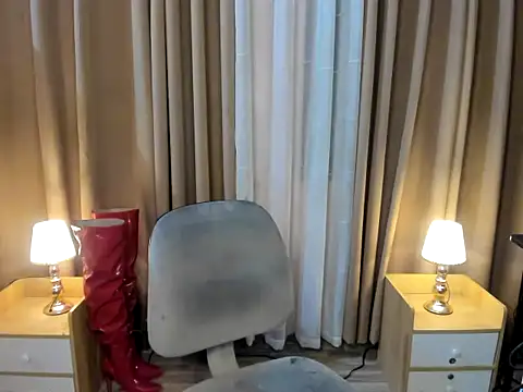 AshantTsiBigCock webcam