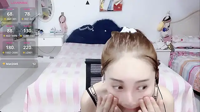 miaomiao-99 webcam