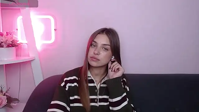 MilanaAngelAs webcam
