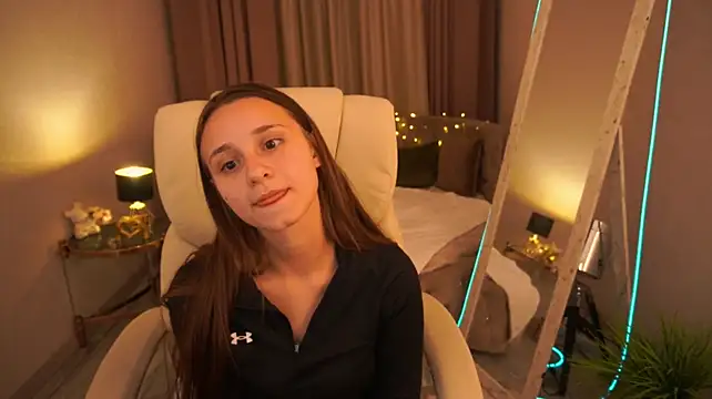 TinyNatalie