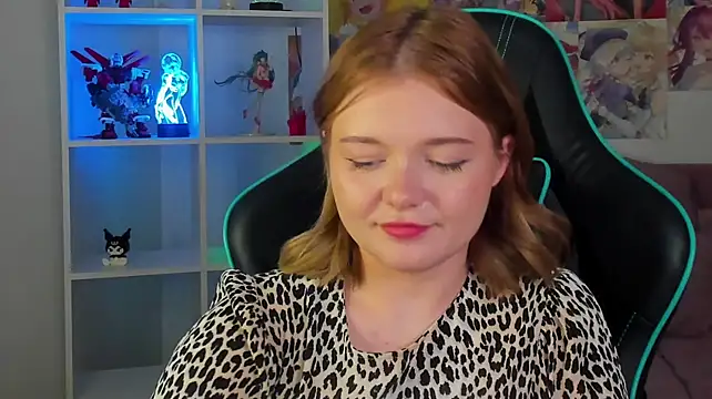 ElinaVale webcam