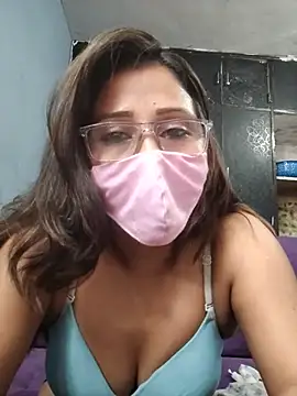 hot_laxmi2 webcam