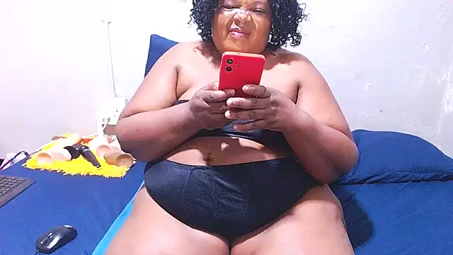 MatureBootyBabe4Uxx