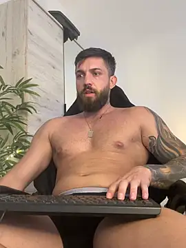 LustyMike_