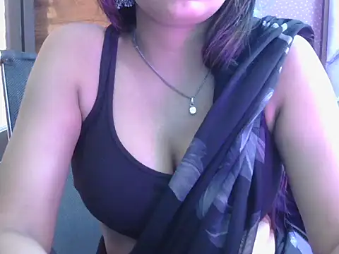 miss-riyaa webcam