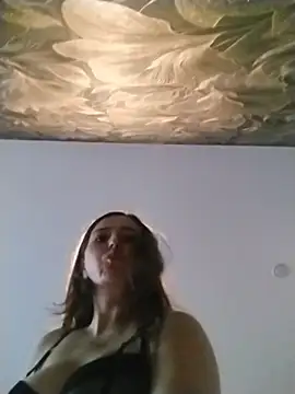 SweetyMommy77 webcam