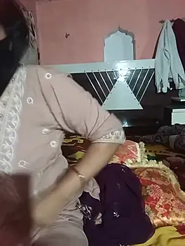 hot_Indiancpl