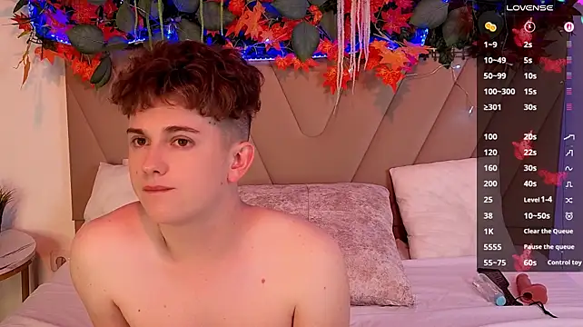 Miless_Cooper webcam