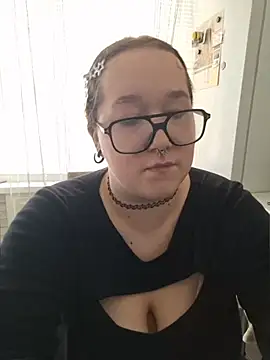 FionaDior webcam