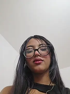 Yulia_Mercier_ webcam