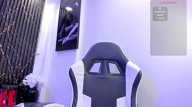 chloe_iraide webcam
