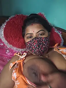 priya_bindass webcam