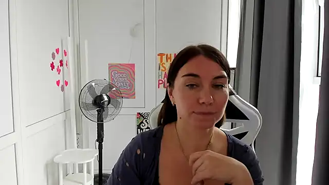 BlushBerryy webcam