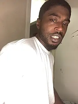 BrownSkinHandsome webcam