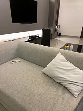 Sarahhh_xxx webcam