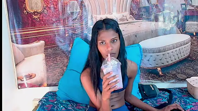 IndianSilkySpice webcam
