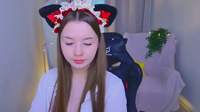 RileyBloomss live cam preview