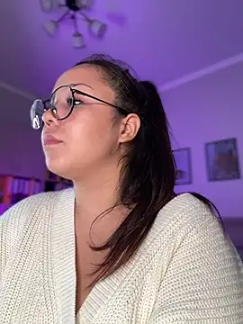 LushBySofa live sex cam