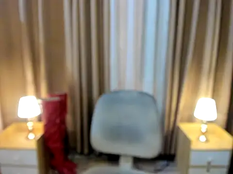 AshantTsiBigCock webcam