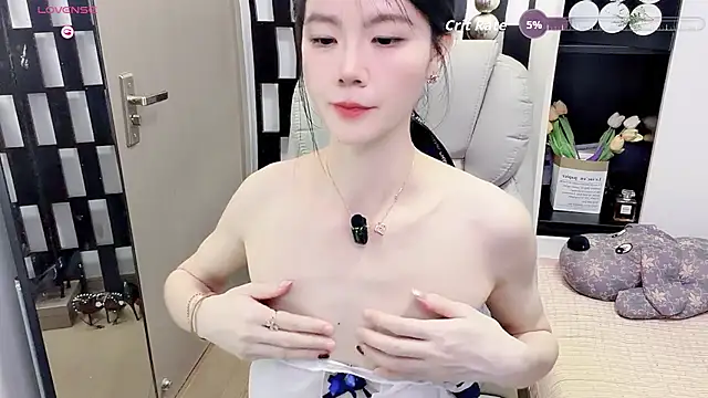 Yueyue-MM live cam