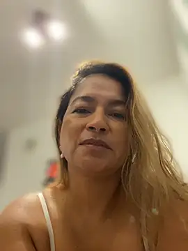 Jlo_69 webcam