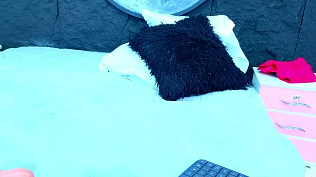 LizzyOlsen webcam