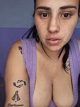 kariciasecreta webcam