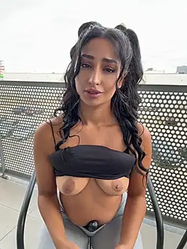 Mia_spicyy webcam
