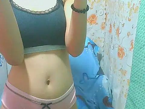 HornyWetPussy4u webcam