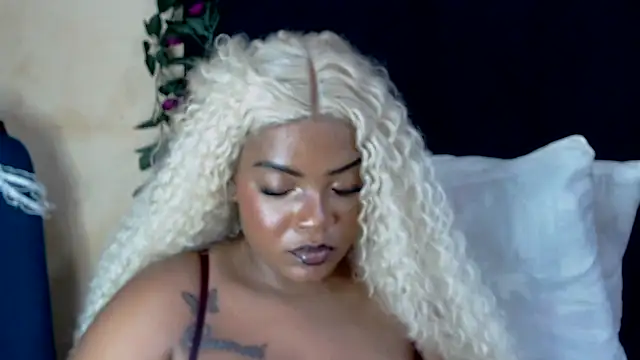 SweetestBootyXxX webcam