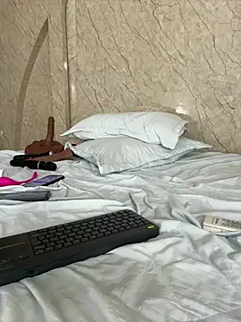NathyFerrer webcam