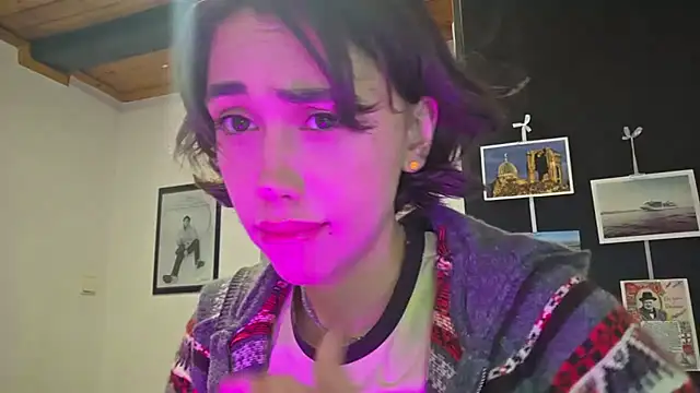 Mikka_Sargoni webcam
