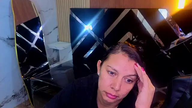 Afrodita_b_ webcam