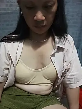 Linda-04 webcam