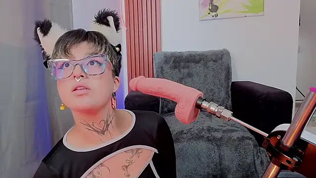 Rebeka-baker live sex cam