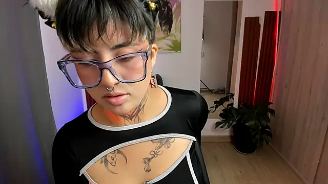 Rebeka-baker webcam