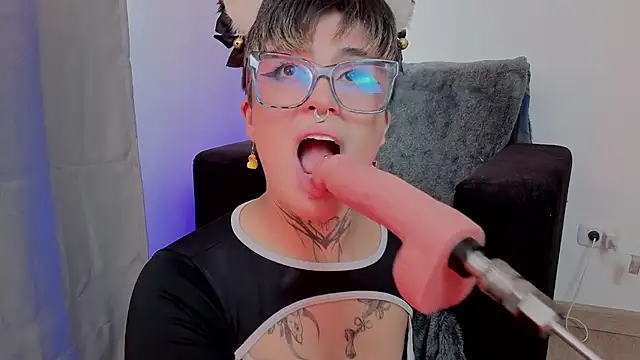 Rebeka-baker webcam